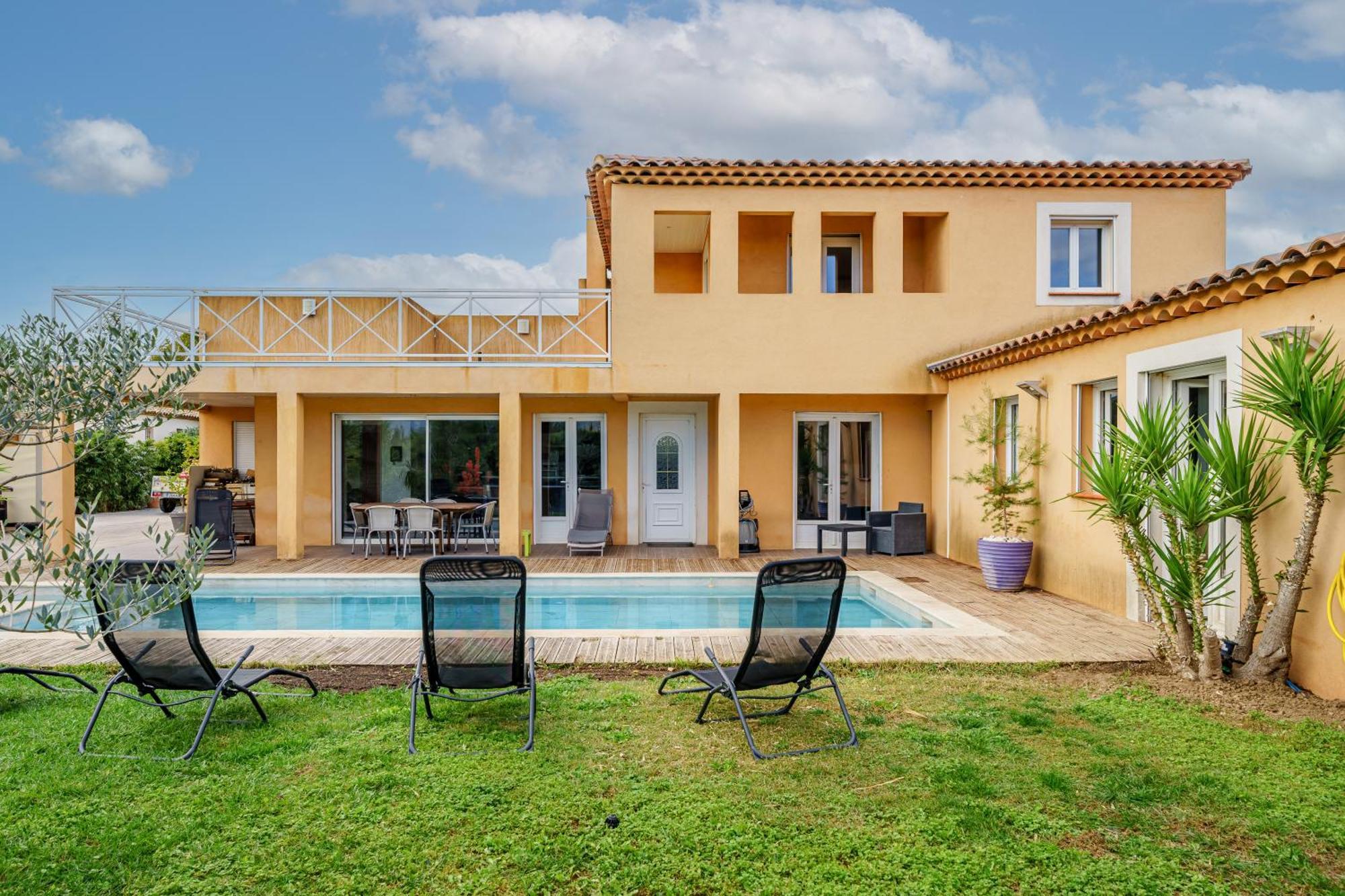 Maison Plain-Pied Aubagne Exterior photo